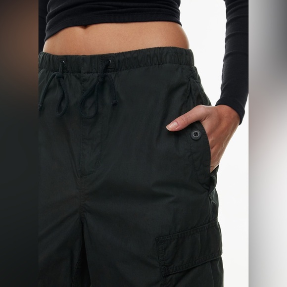 Aritzia Tna Squad Pocket Parachute Pant - Picture 4 of 12